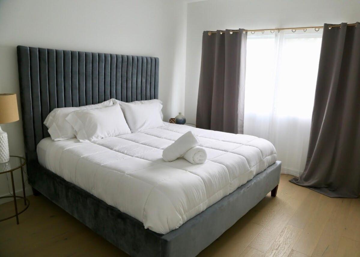 Walk To Downtown Ut Sports Famous Dining And Abundant Nightlife From This Luxury Condo W 3 Restaurants In The Complex 奧斯汀 外观 照片